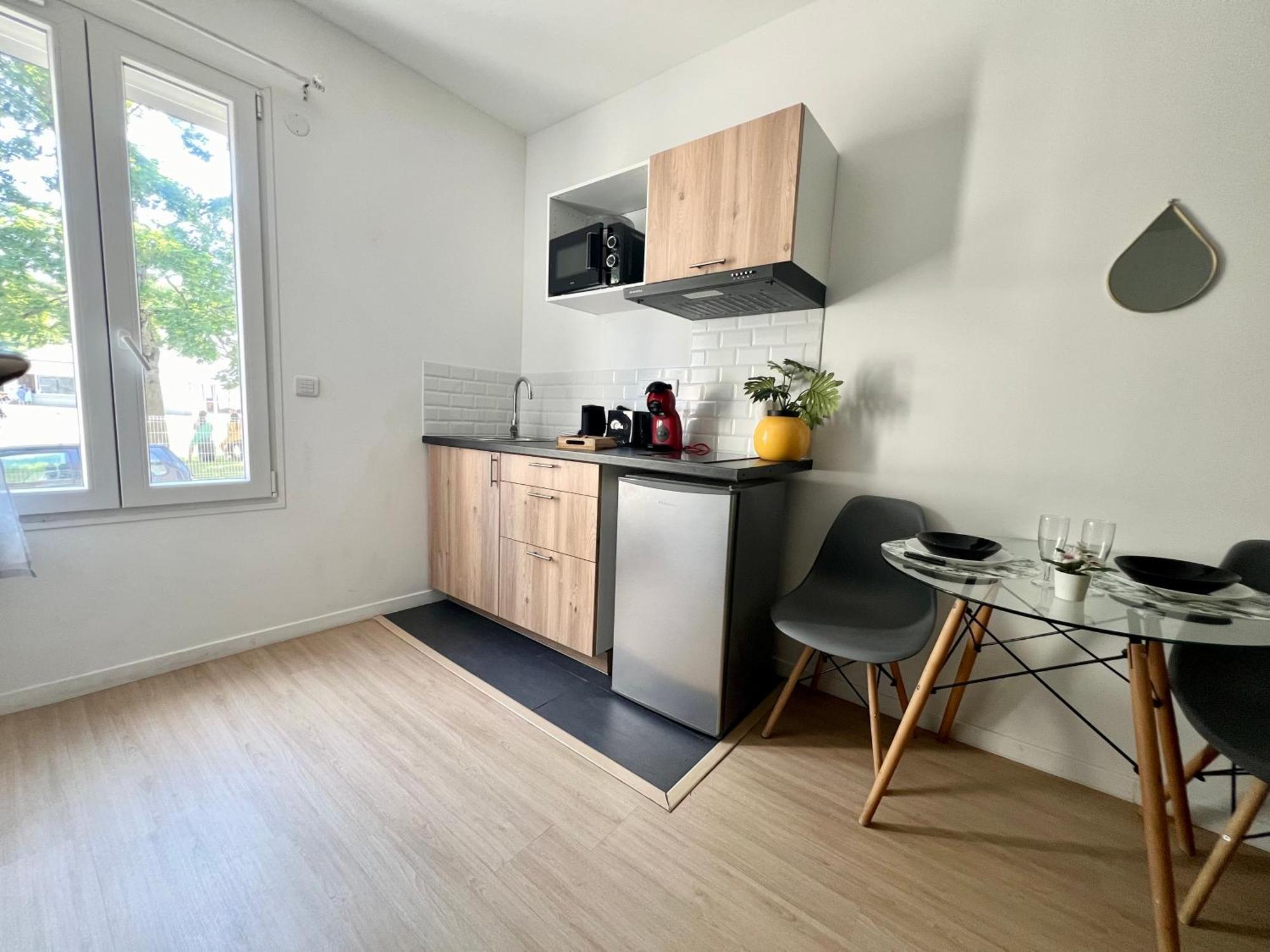 Studios Cozy Proche Gare Tgv Châtellerault Eksteriør bilde
